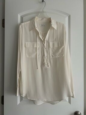 Lace-Up Pocket Front Long-Sleeve Shirt - Cream Silk by Equipment size Medium